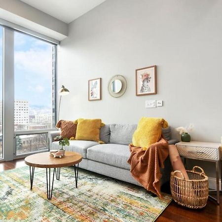Hostwise Stays - The Washington At Chatham - Free Parking, Private Gym, More! Pittsburgh Exterior foto